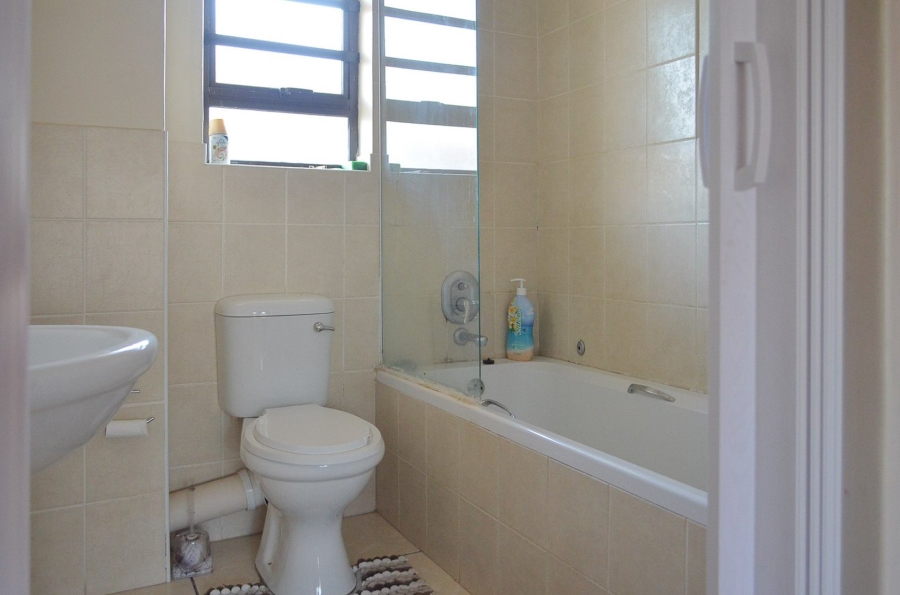 1 Bedroom Property for Sale in Doringkruin North West